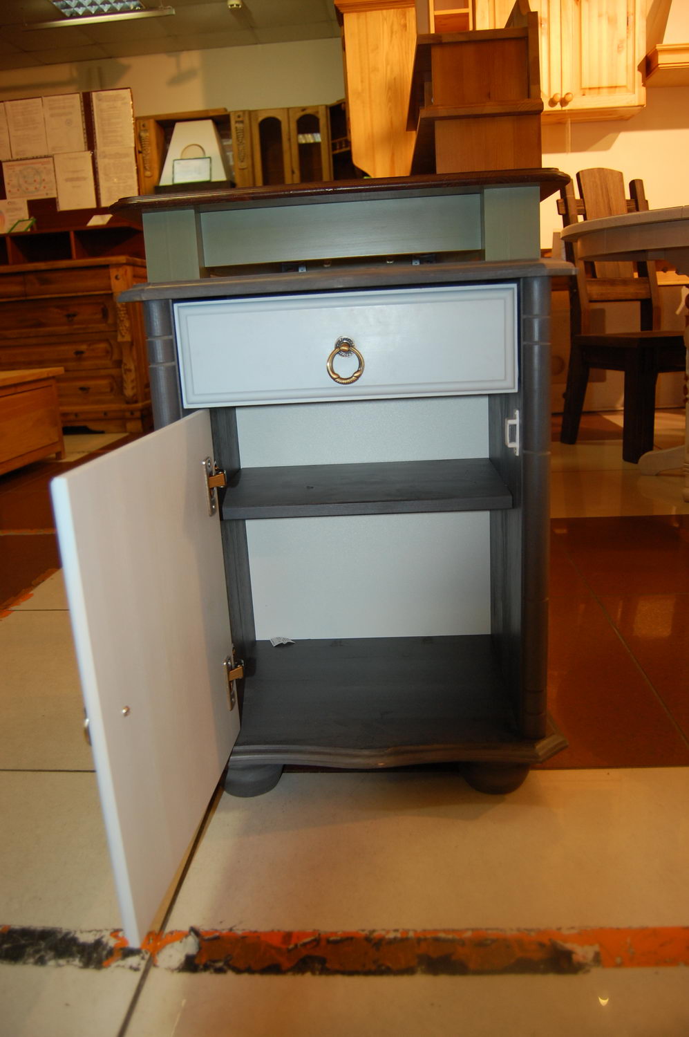   Тумба массив сосны Айно  