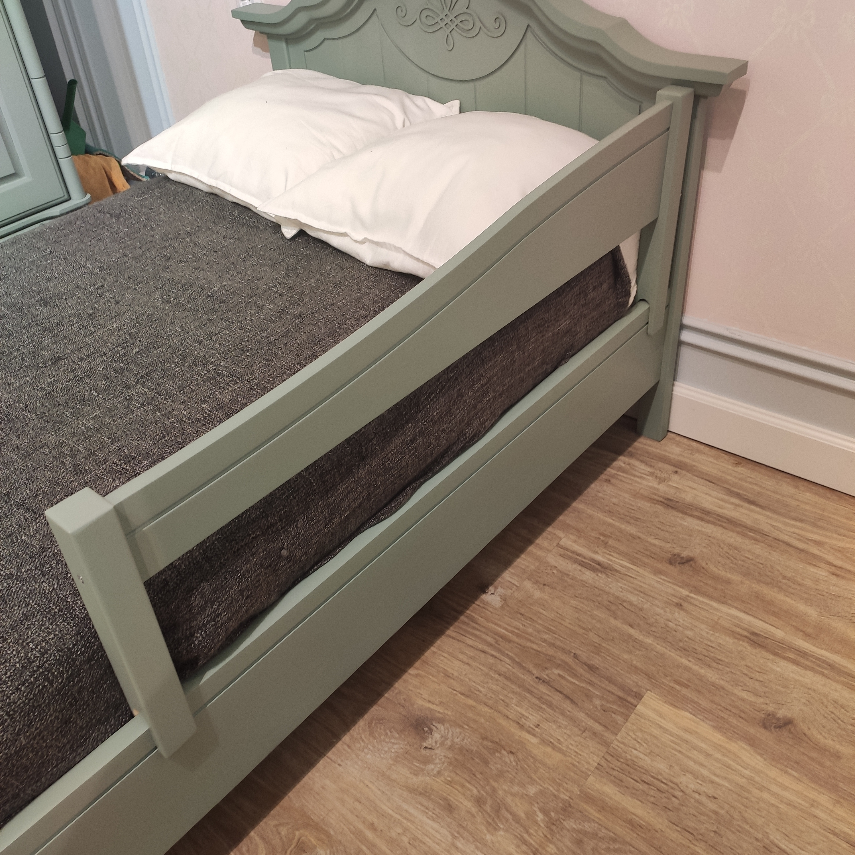 Бортик изогнутый