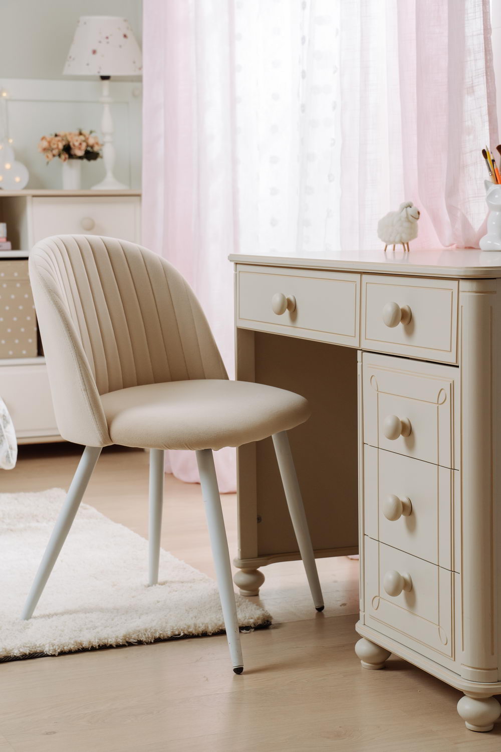 Стол 5 ящиков письменный Бетти №3