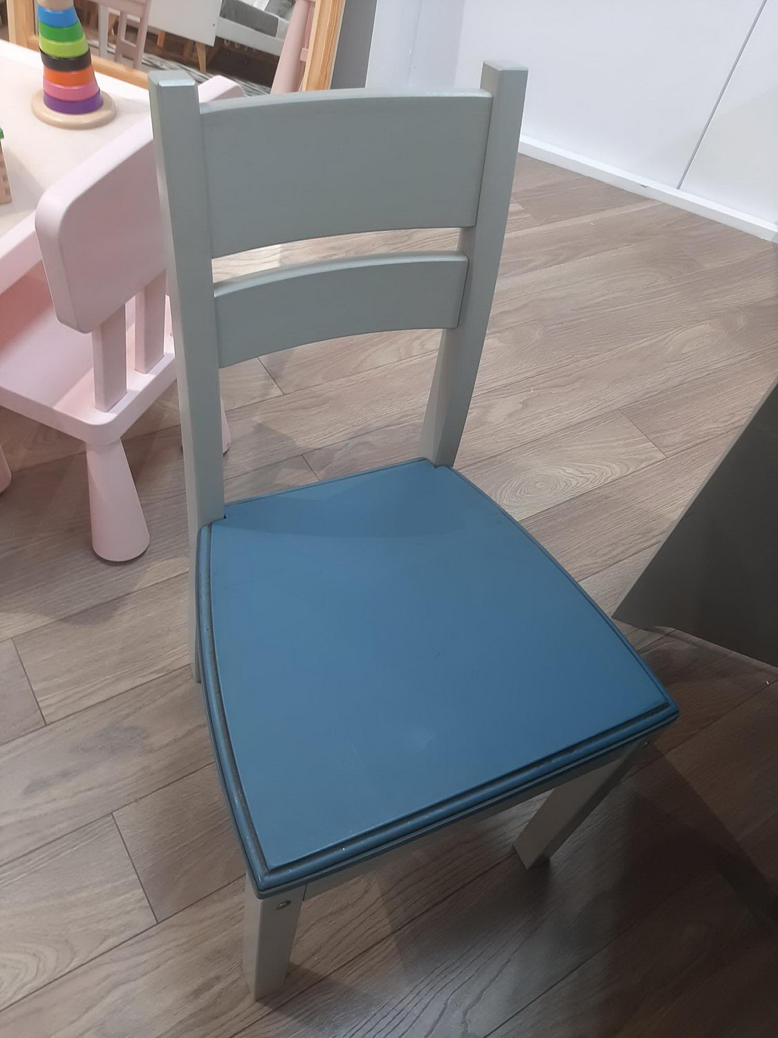 Стул из массива Дания