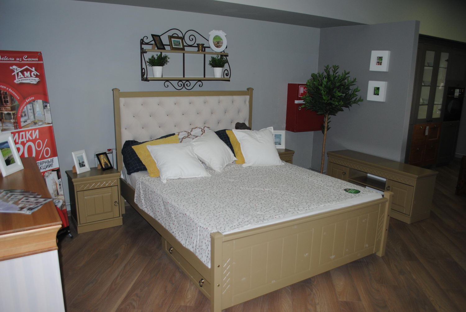 Кровать Дания 4 с мягким изголовьем 1400 х 2000 с ящиками