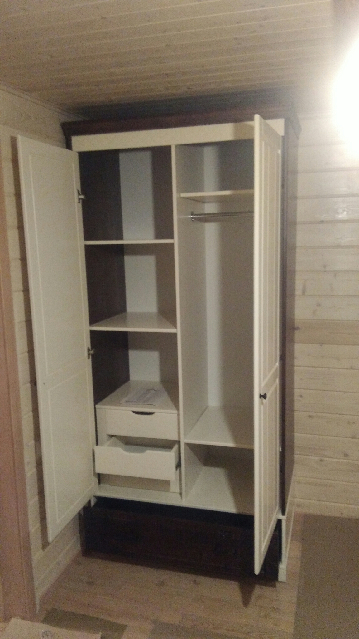 Шкаф Дания 2ств №3 (с 3-я ящиками внутри шкафа)