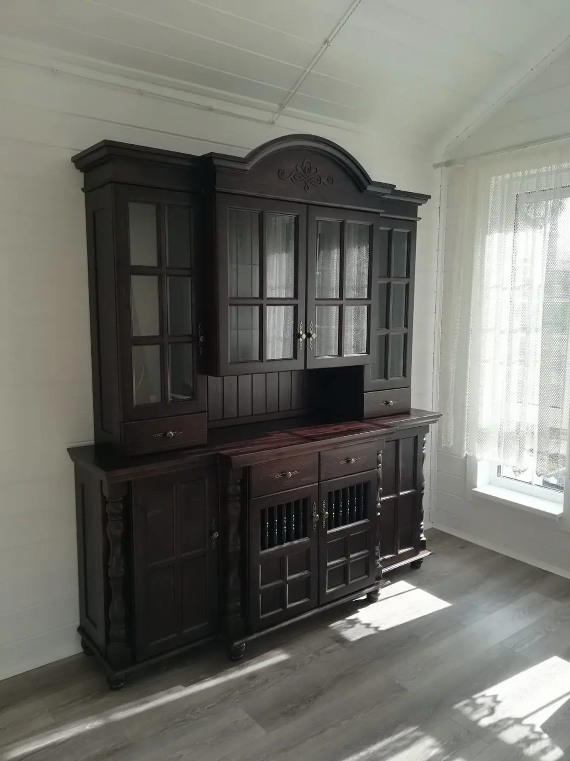 Сервант Валенсия 2-73 сосна