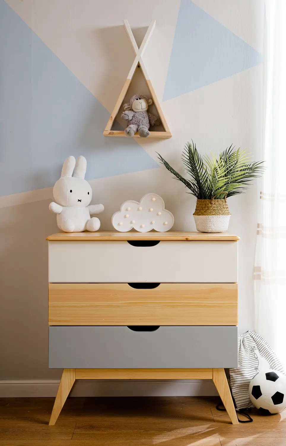 Полка треугольная ТК №3