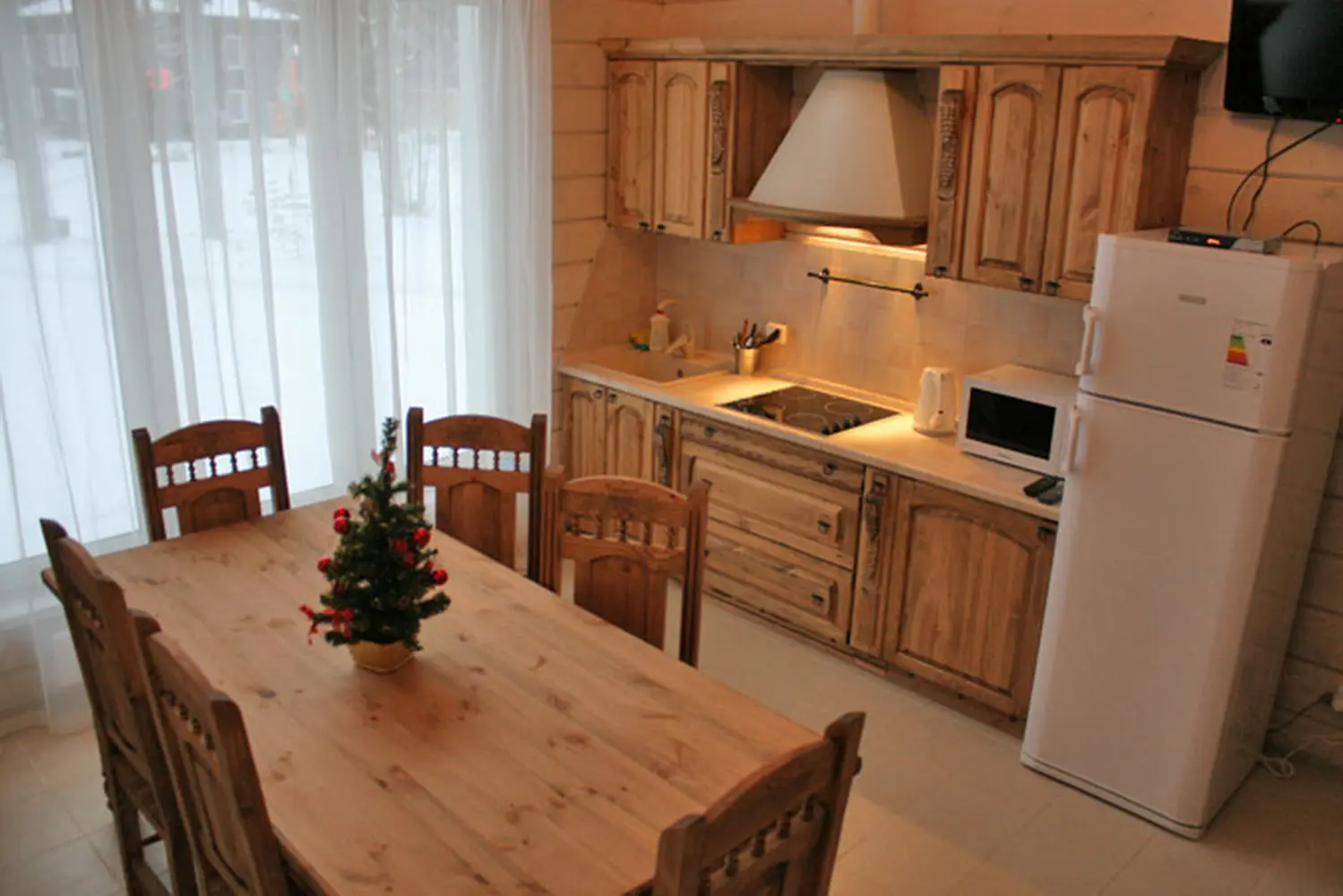 Стол Викинг обеденный 140*80  (бейц старение)