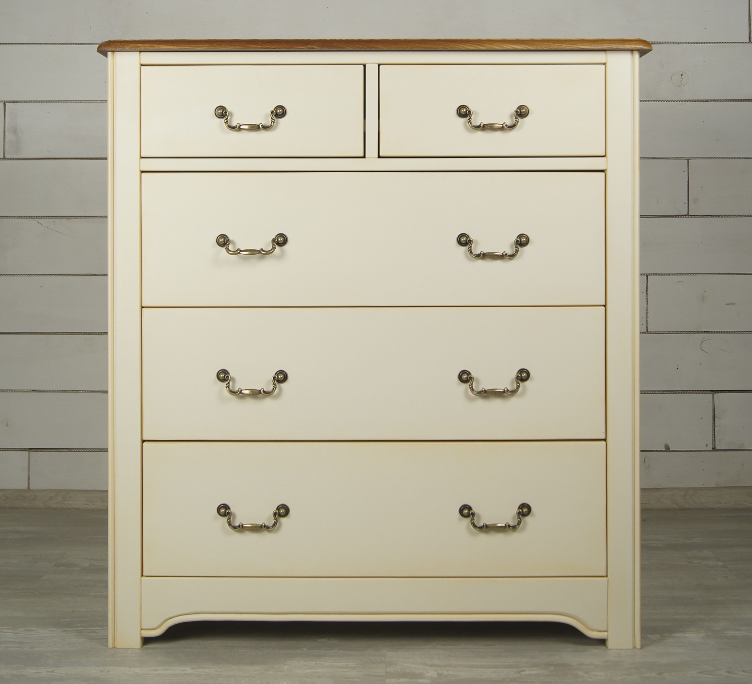 Бежевый комод "Olivia" на пять ящиков