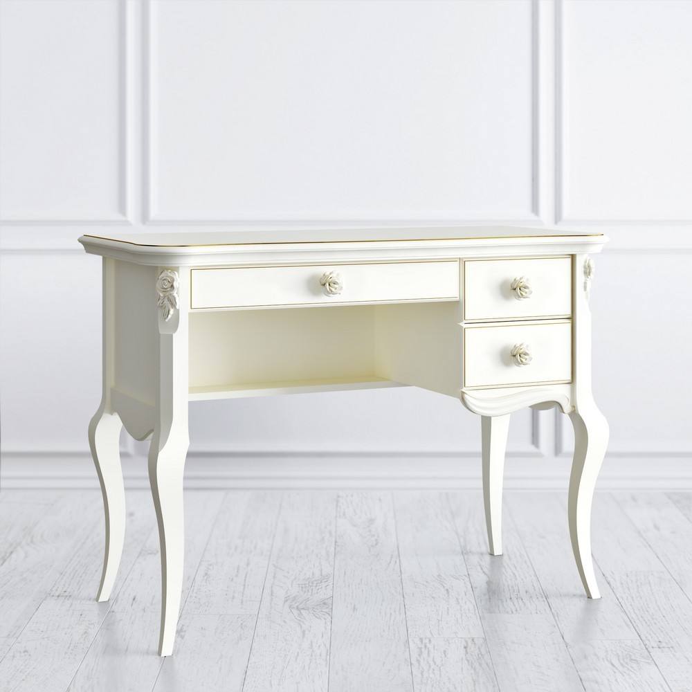 Туалетный столик 