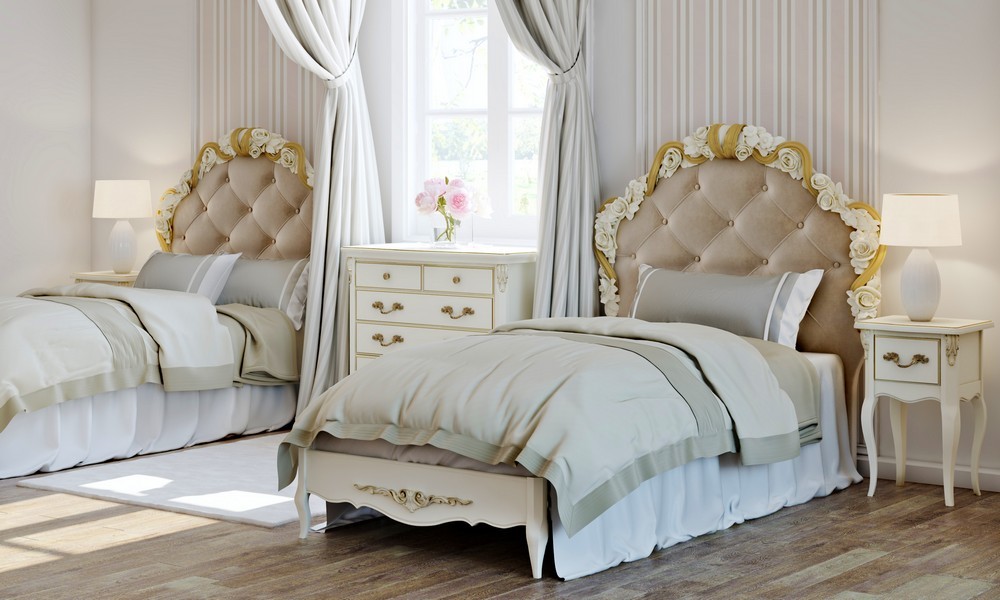 Прикроватная тумба 3 ящика 