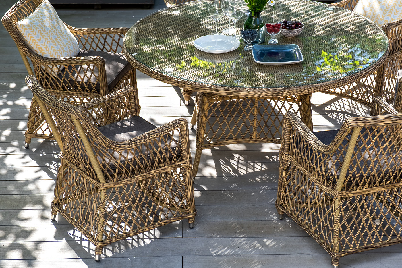 "Латтини" плетеное кресло из искусственного ротанга, цвет соломенный