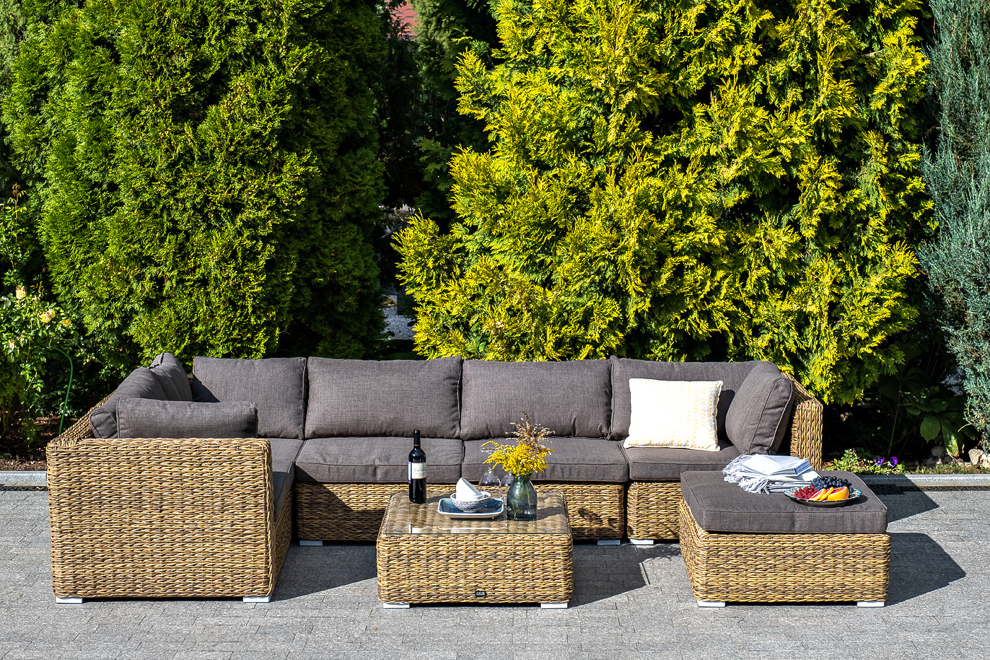 "Лунджи" трансформирующийся диван из искусственного ротанга (гиацинт), цвет соломенный