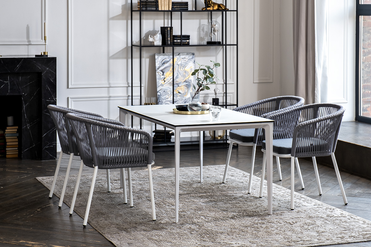 "Малакио" обеденная группа на 4 персоны со стульями "Марцелло", каркас белый, роуп светло-серый